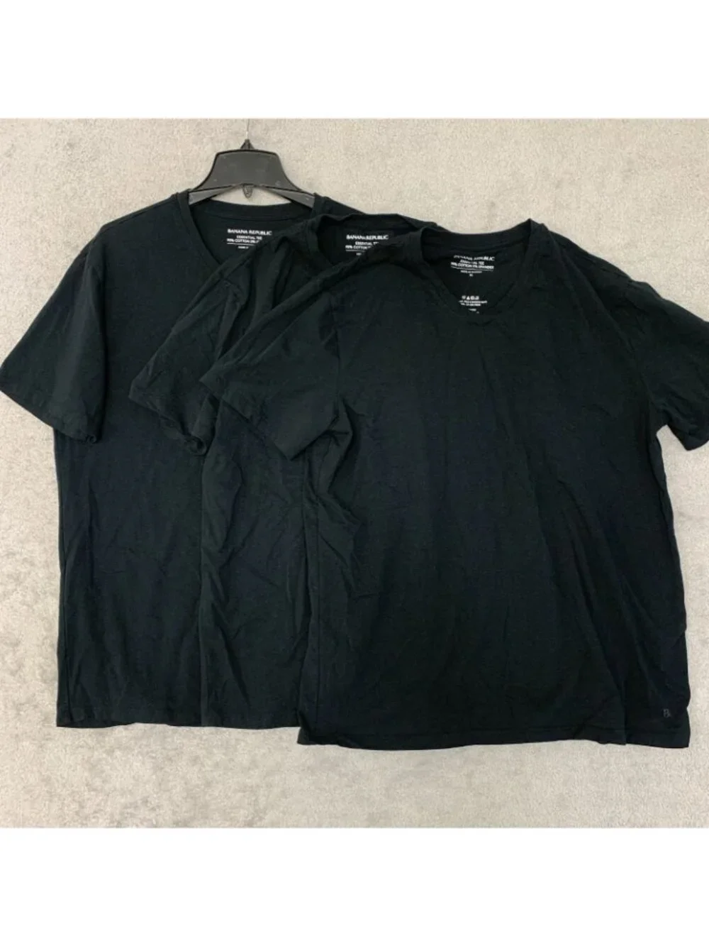 NWOT Banana Republic Men's XL Essential Tee Black 95% Cotton Spandex